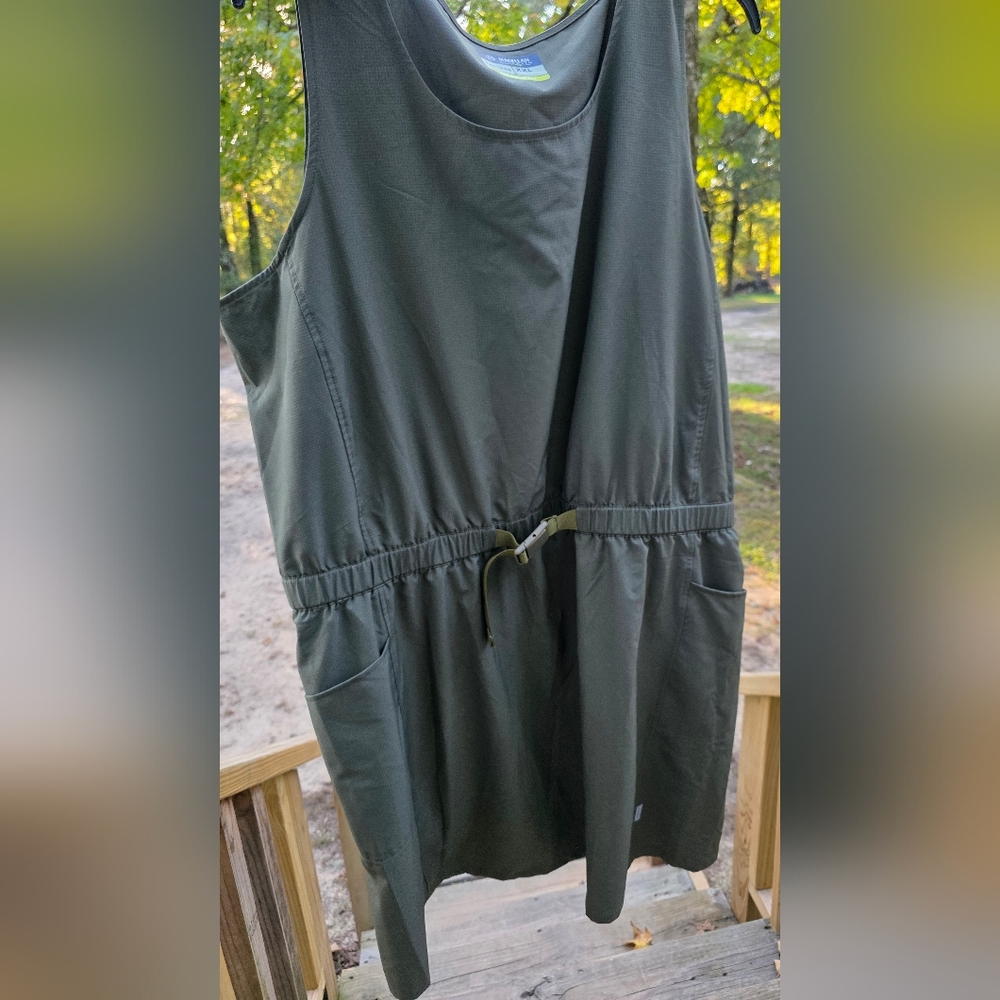 NEW MAGELLAN Womens XXL Fishing Dress Golf Olive